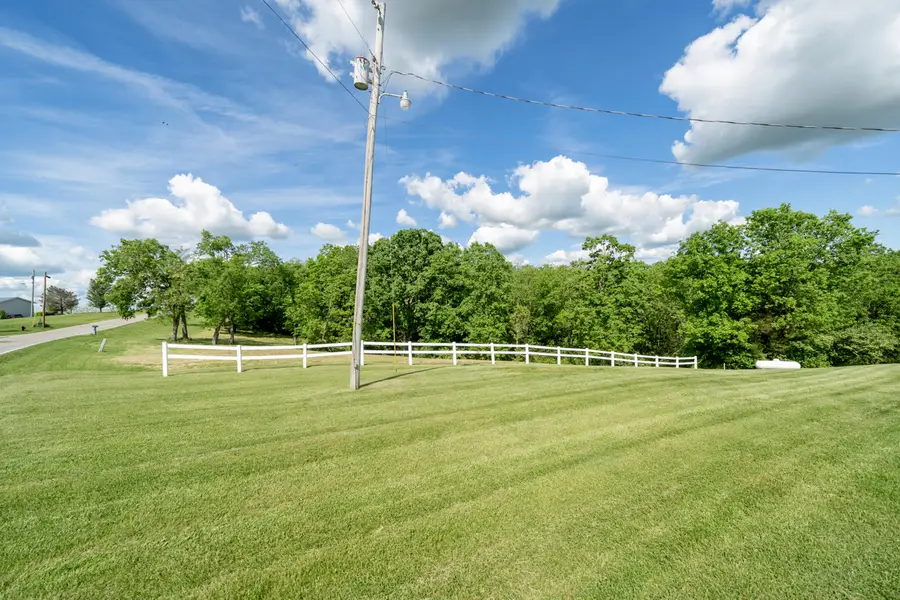 310 Fairview Road, Williamstown, KY 41097 - Image #2