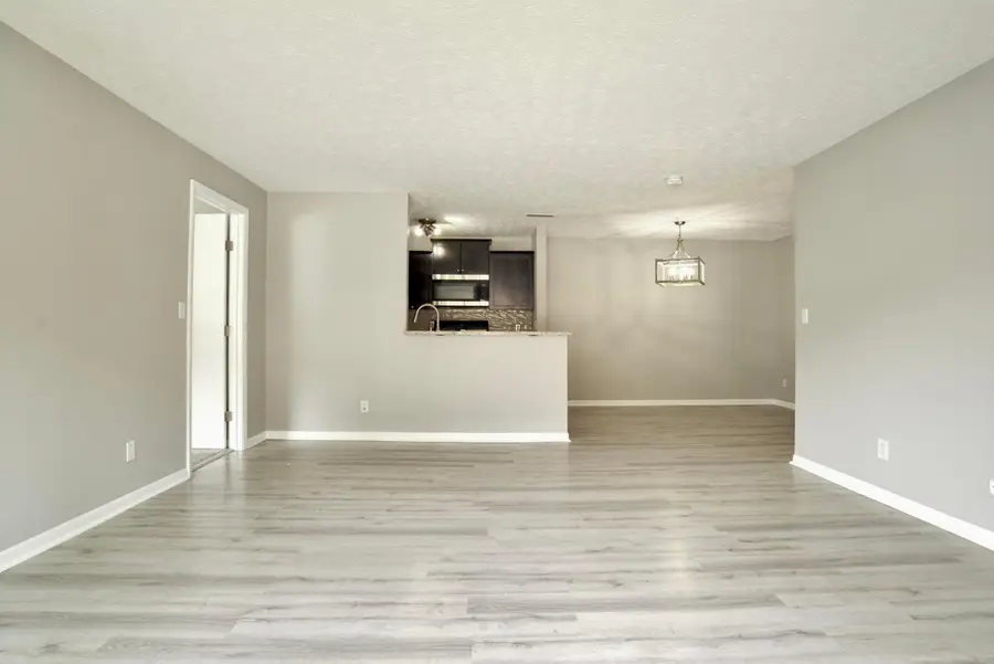 14 Woodland Hills Drive #5, Southgate, KY 41071 - Image #2