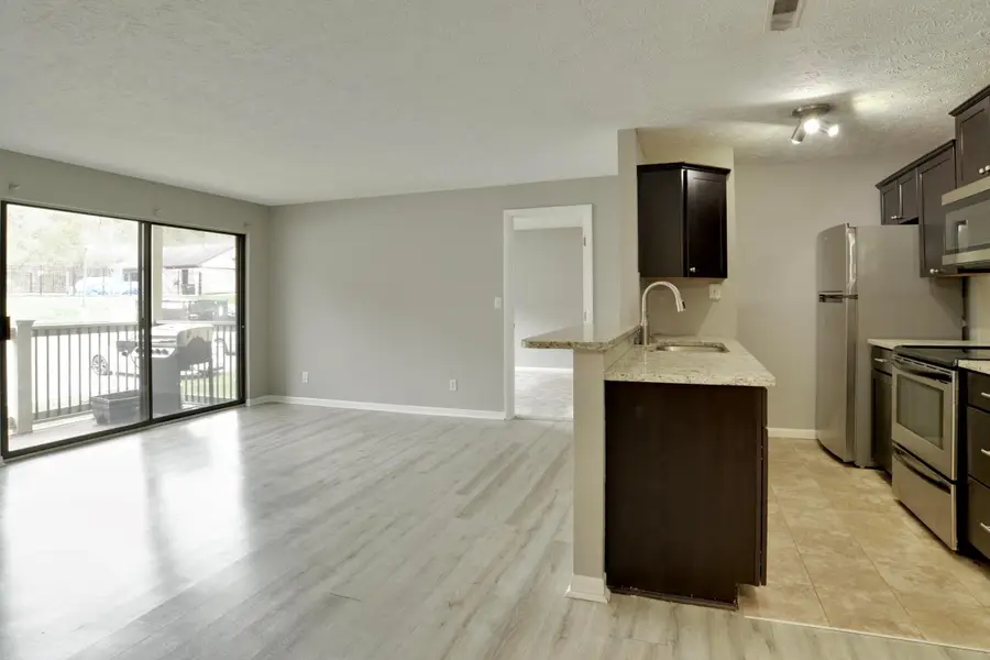 14 Woodland Hills Drive #5, Southgate, KY 41071 - Image #3