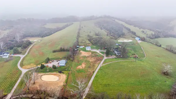 9031 Persimmon Grove Pike, Alexandria, KY 41001