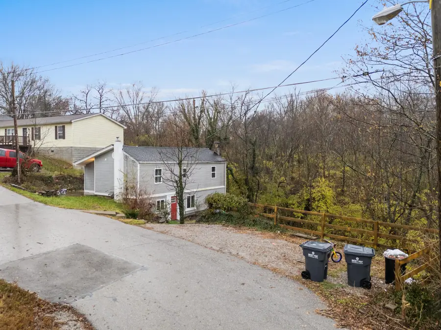 484 Walnut Road, Covington, KY 41015 - Image #3