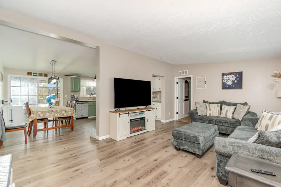 166 Willow Pointe Drive, Glencoe, KY 41046 - Image #3