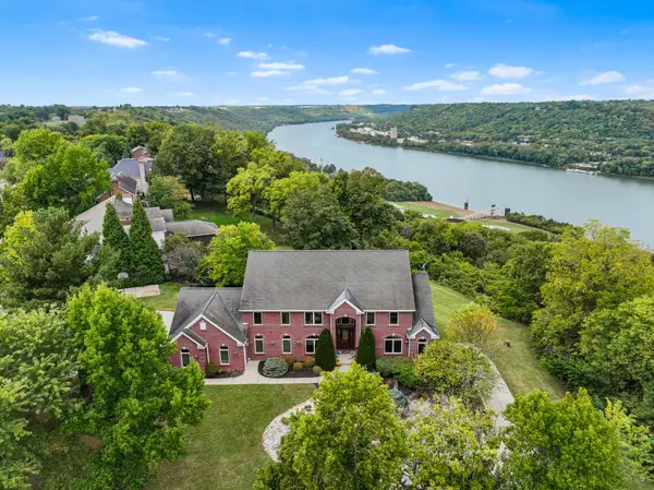 2096 Angela Court, Villa Hills, KY 41017