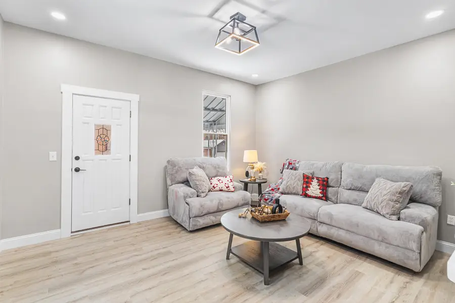 329 Washington Avenue, Bellevue, KY 41073 - Image #3