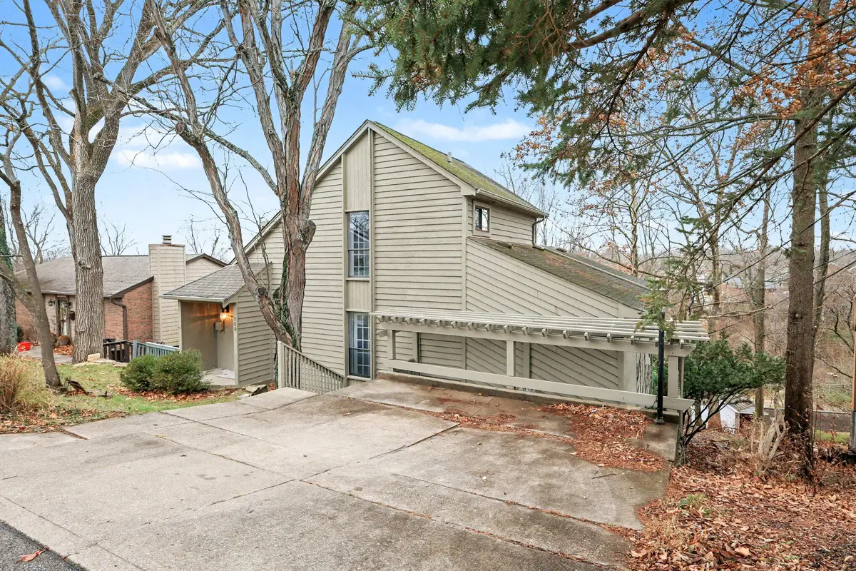 150 Ridgeway Avenue, Fort Thomas, KY 41075 - Image #1