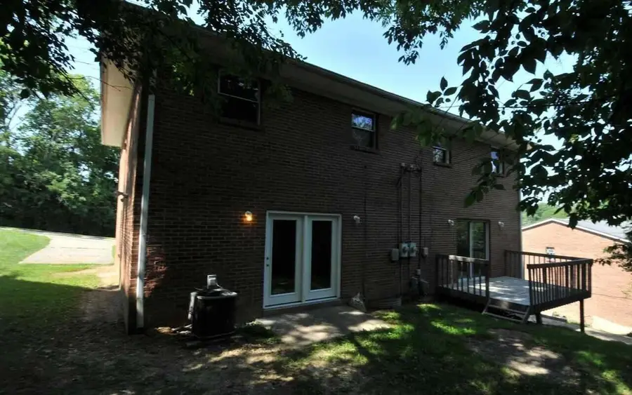 32 Kyles Lane, Fort Thomas, KY 41075 - Image #2