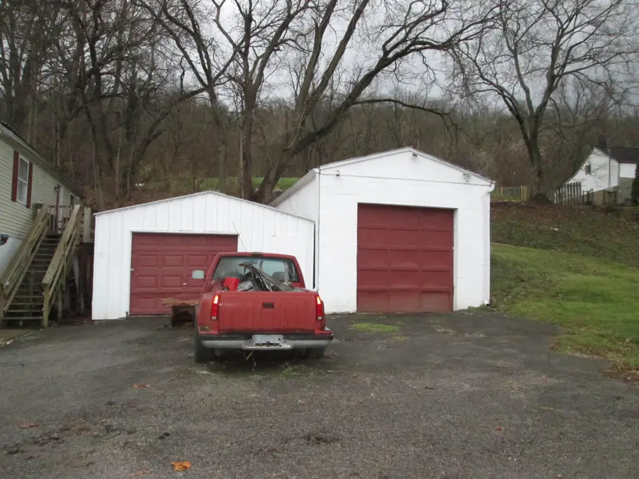 427 River Road, Bromley, KY 41016 - Image #2