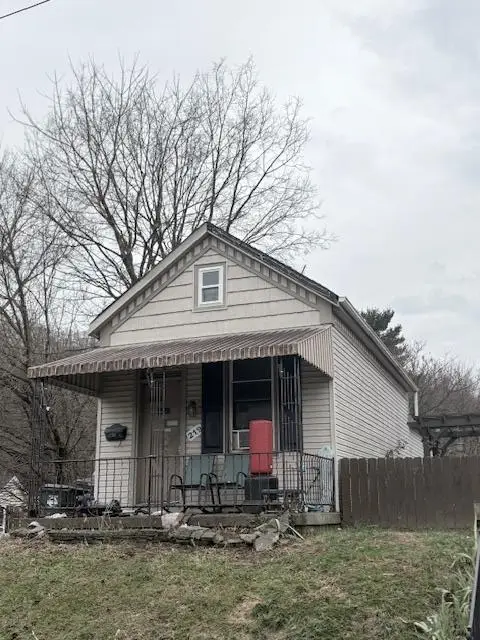 219 Rohman Avenue, Bromley, KY 41016