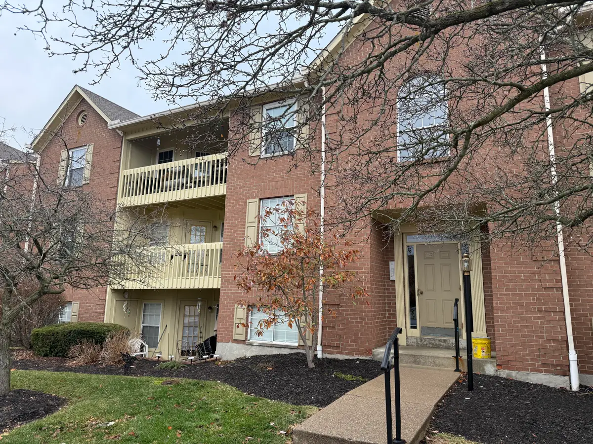33 Highland Meadows Circle #5, Highland Heights, KY 41076 - Image #1