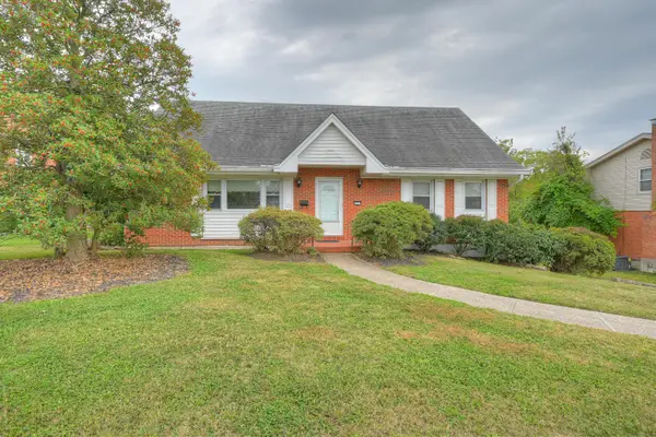 1715 Fort Henry Drive, Fort Wright, KY 41011