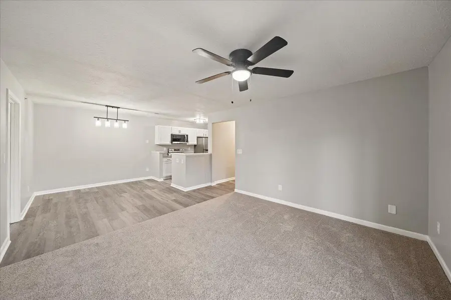 125 Springlake Drive #4, Erlanger, KY 41018 - Image #2