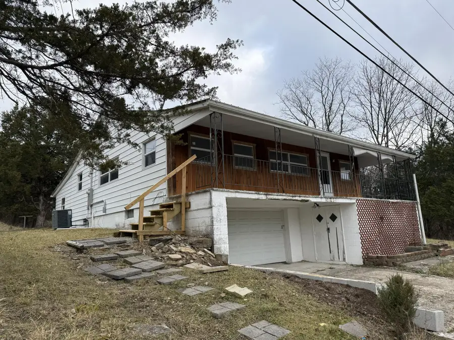 208 N Lakeshore Drive, Owenton, KY 40359 - Image #2