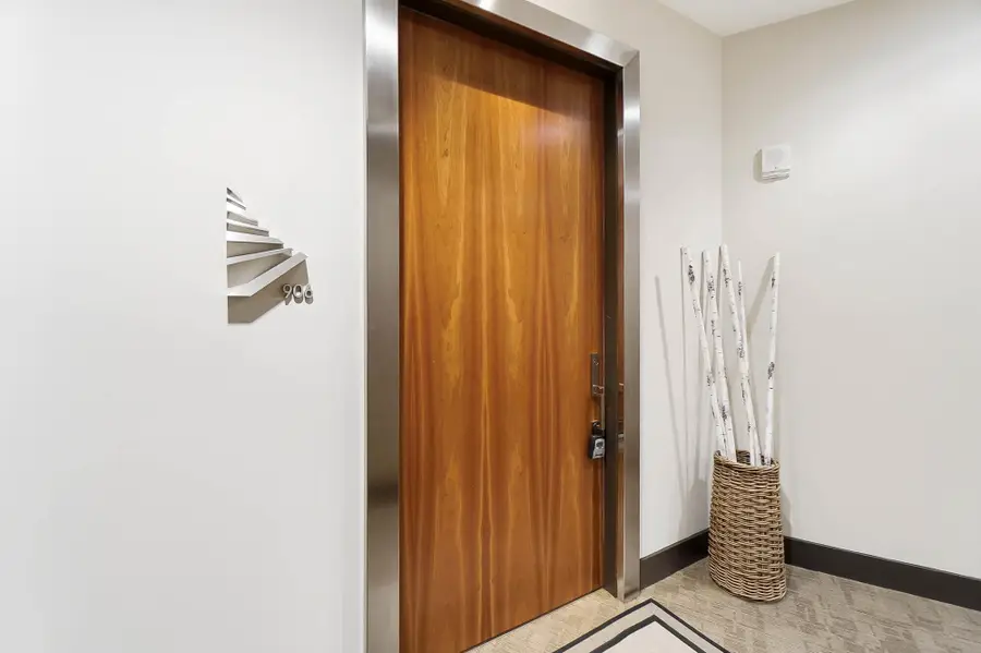 1 Roebling Way #906, Covington, KY 41011 - Image #3