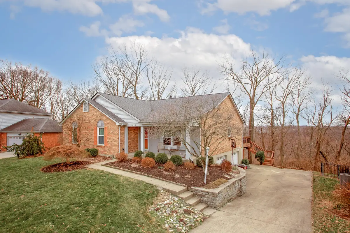 2825 Deerfield Drive, Villa Hills, KY 41017 - Image #1