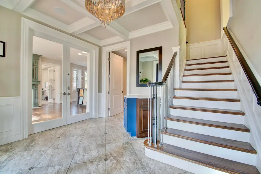 33 N Ft Thomas Avenue, Fort Thomas, KY 41075 - Image #3