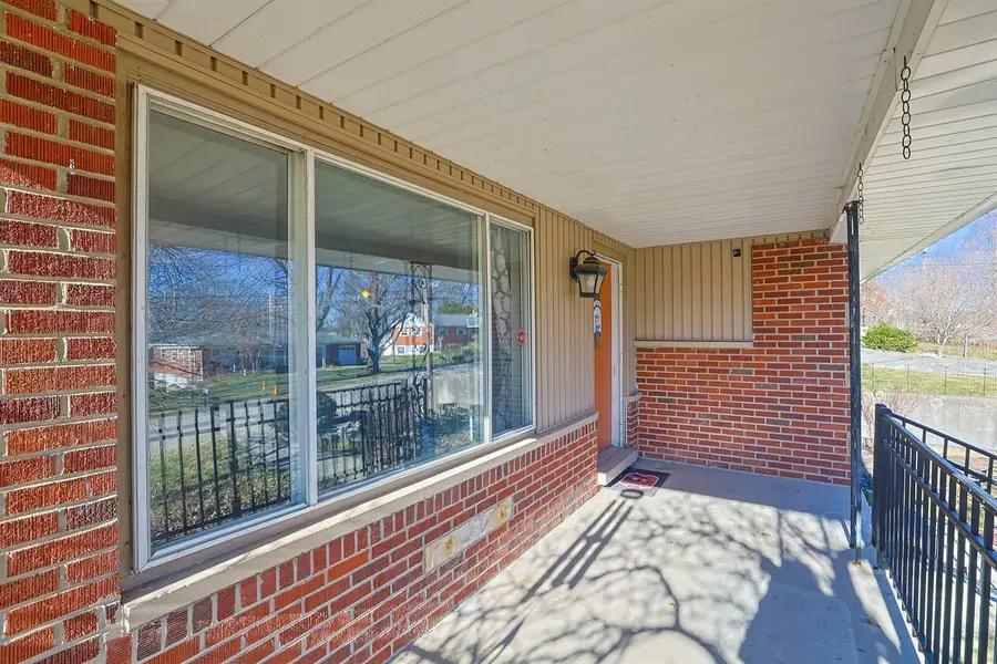 22 Sycamore Drive, Florence, KY 41042 - Image #2