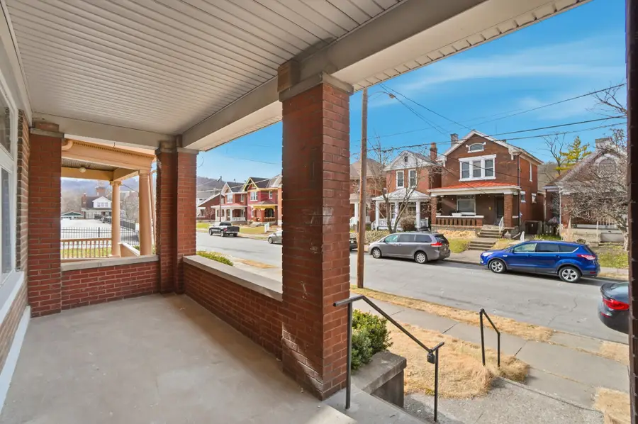 1718 Woodburn Avenue, Covington, KY 41011 - #3