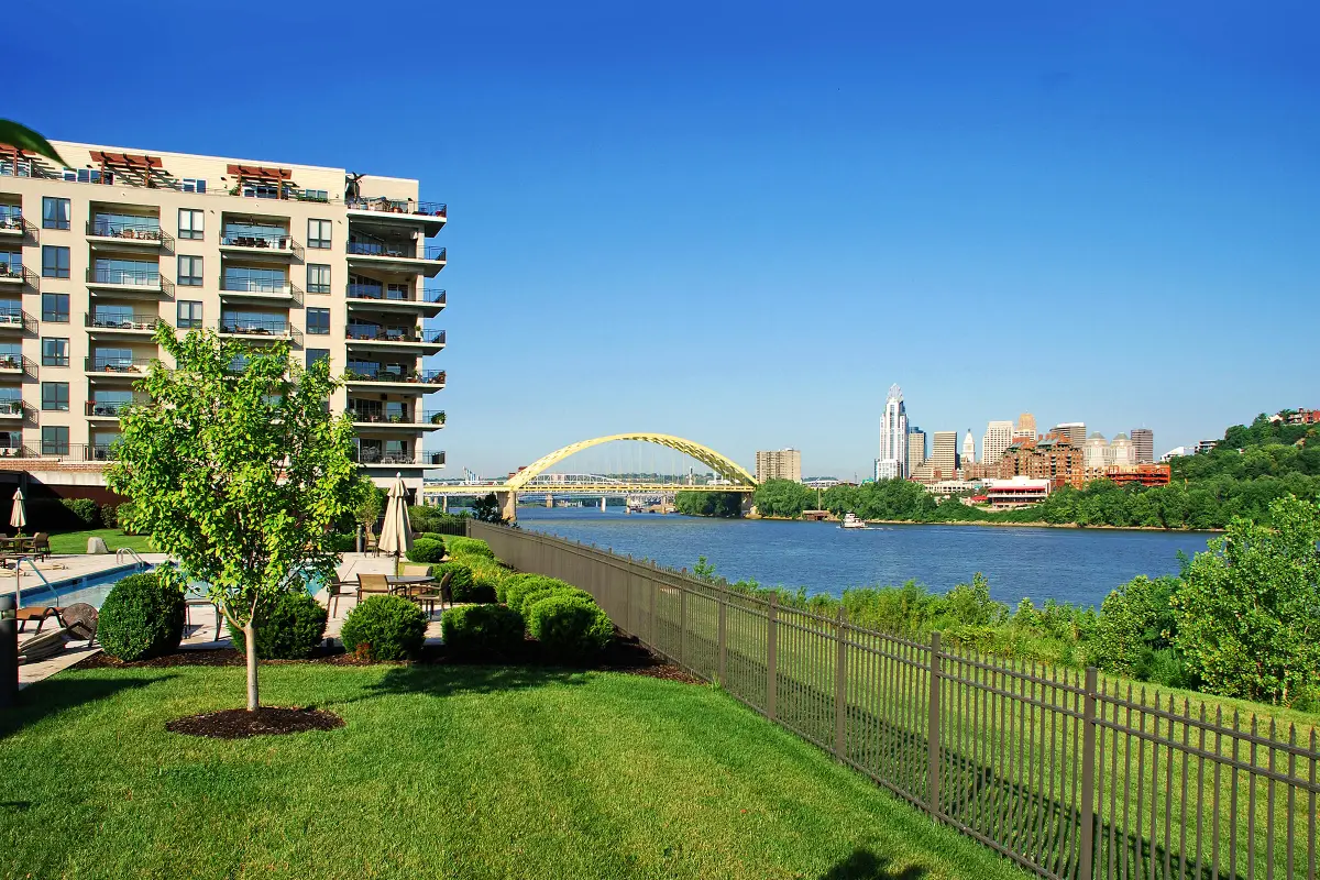 101 Harbor Greene Drive #W405, Bellevue, KY 41073 - Image #1