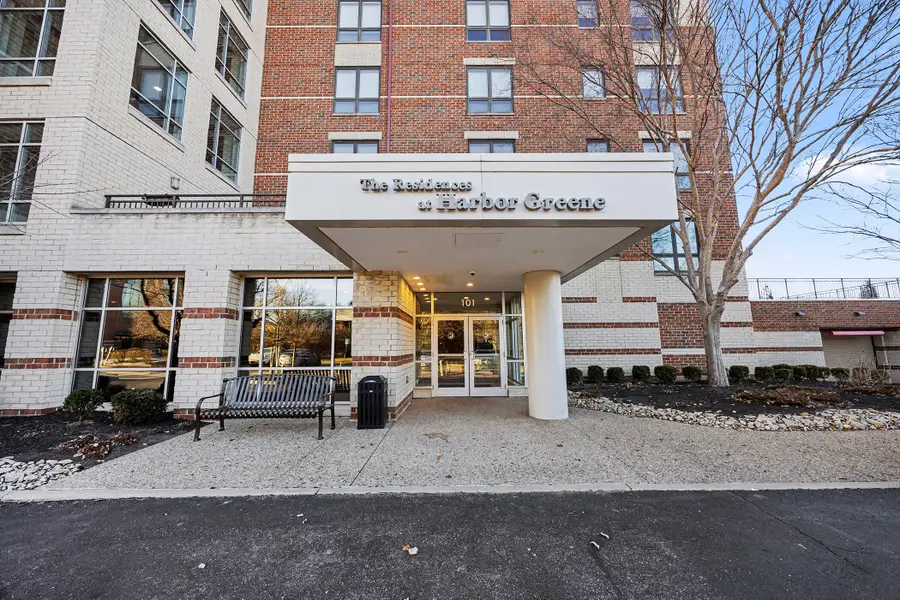 101 Harbor Greene Drive #W405, Bellevue, KY 41073 - Image #2