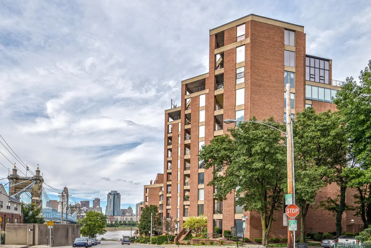 100 Riverside Place #904, Covington, KY 41011 - Image #1