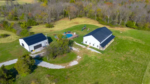 2794 Carmoncreek Road, Campbellsburg, KY 40011