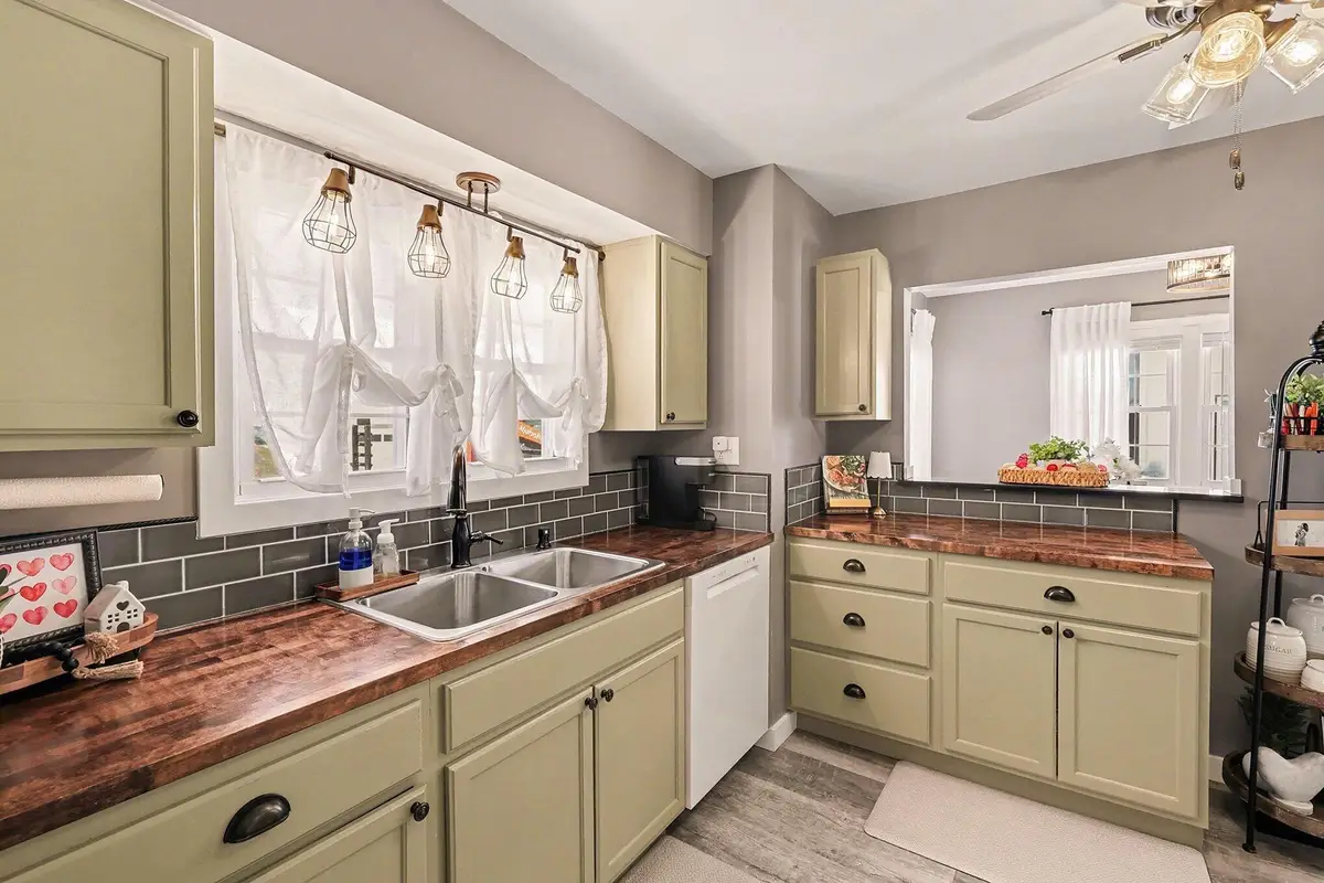 11 Judith Street, Dry Ridge, KY 41035 - #1