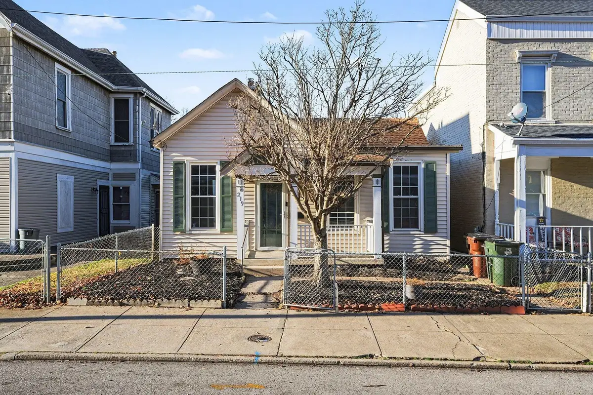 219 8th Avenue, Dayton, KY 41074 - #1