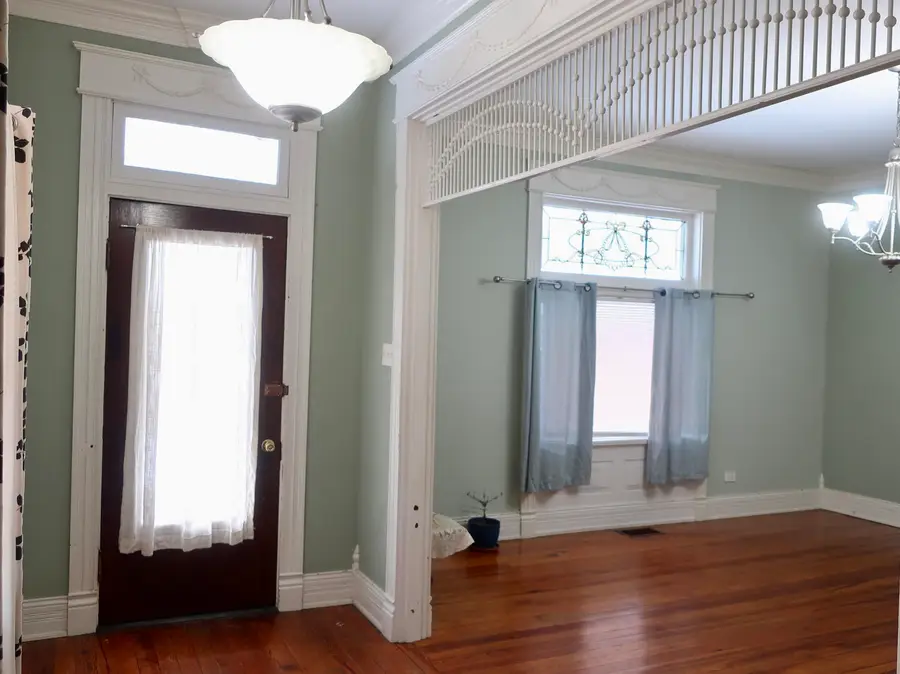 206 W Main Street, Warsaw, KY 41095 - #2