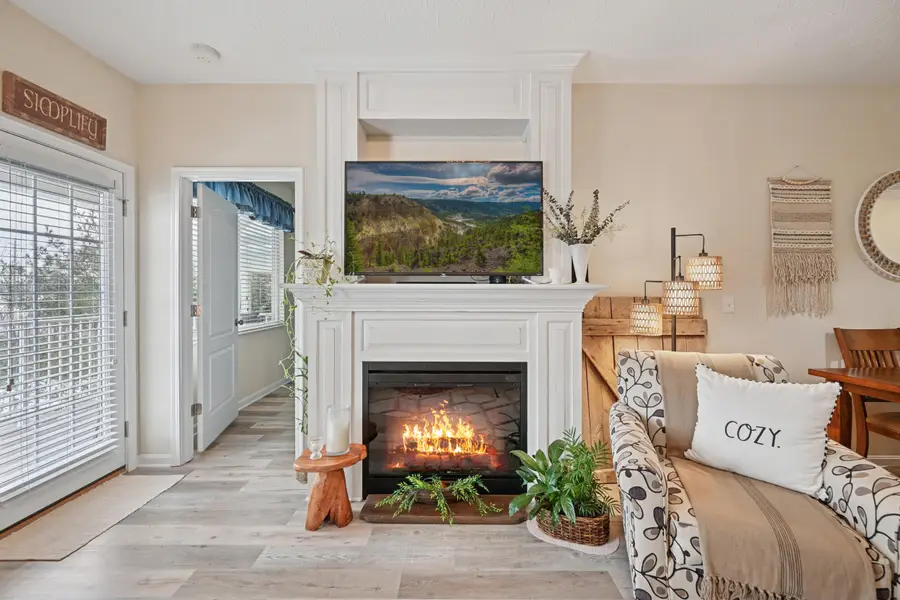 8099 Over Par Court, Burlington, KY 41005 - Image #3