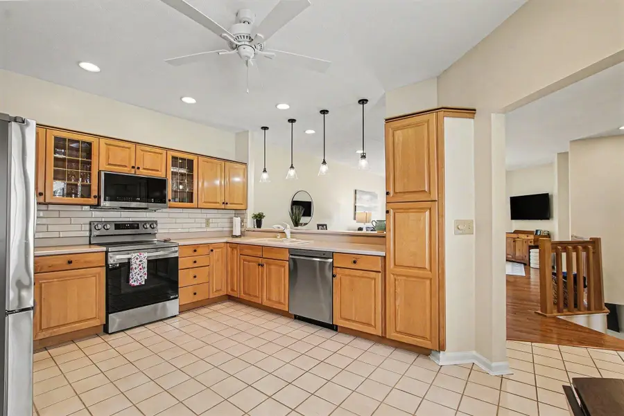 10771 Crown Pointe Drive, Union, KY 41091 - Image #2