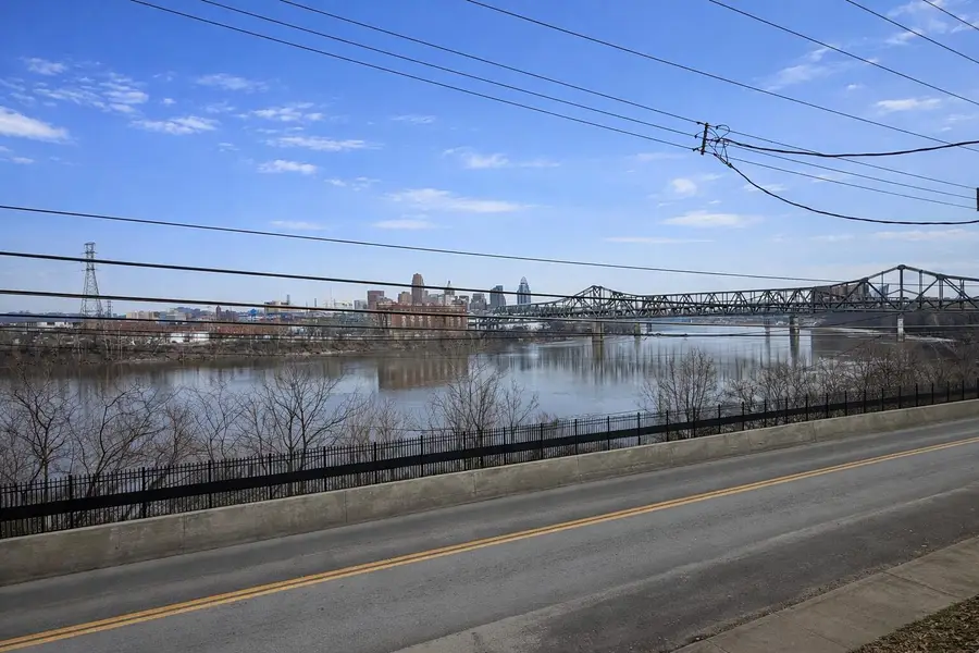 933 Highway Avenue, Covington, KY 41011 - #2