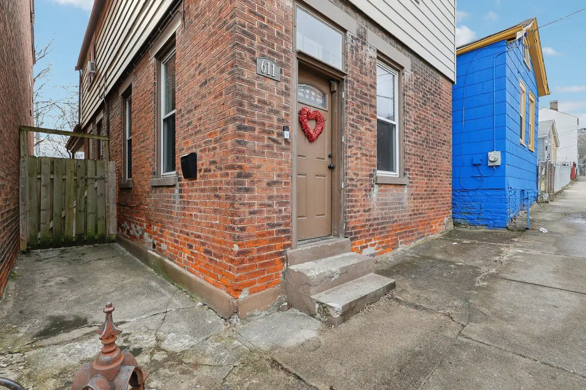 611 W 11th Street, Covington, KY 41011 - #1