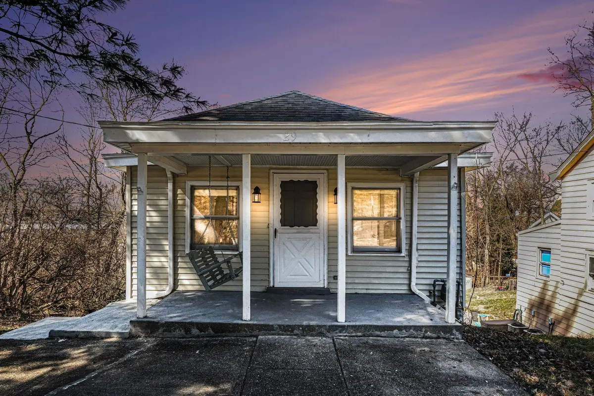 29 Veterans Drive, Highland Heights, KY 41076 - #1