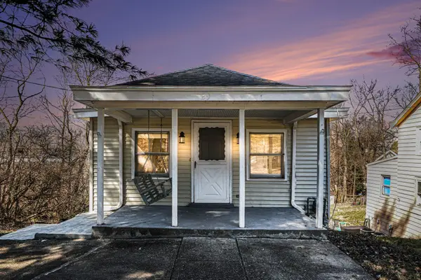 29 Veterans Drive, Highland Heights, KY 41076