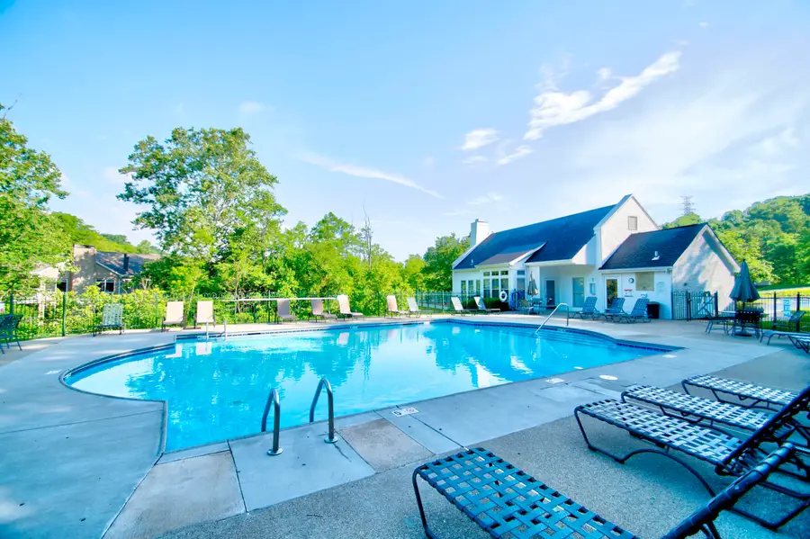 2280 Edenderry Drive #304, Crescent Springs, KY 41017 - #3