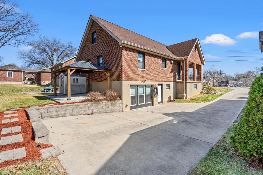 29 Edgewood Drive, Fort Thomas, KY 41075 - #3