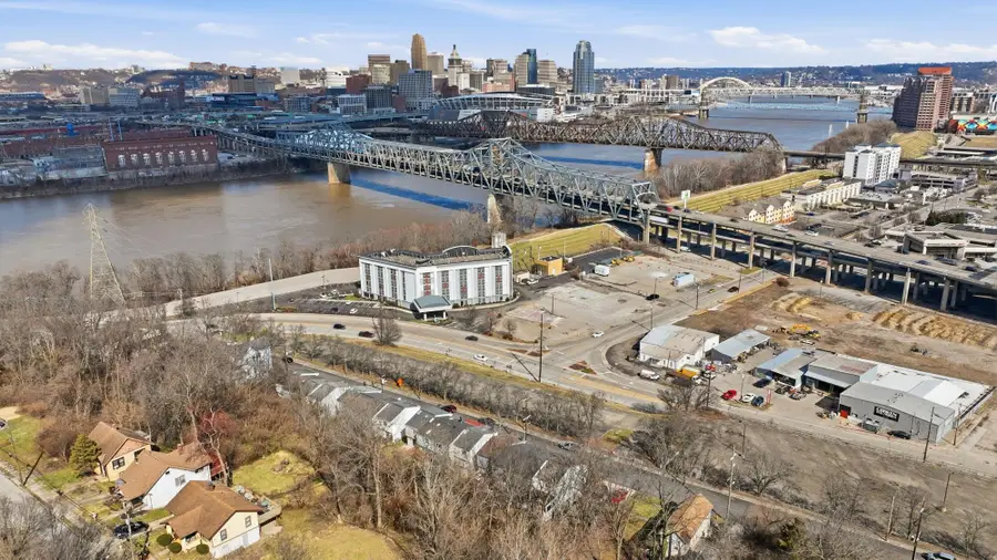 315 Western Avenue, Covington, KY 41011 - #2