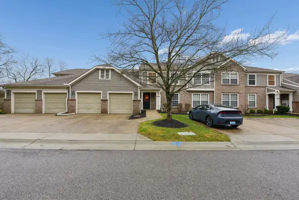 2097 Clareglen Drive #102, Crescent Springs, KY 41017