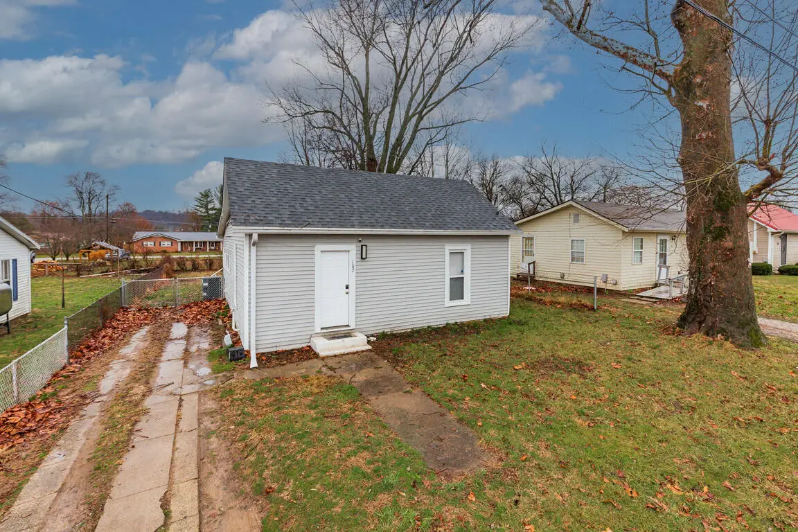 107 Red Cross Avenue, Warsaw, KY 41095 - #1