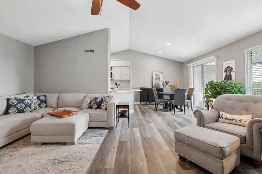 200 S Watchtower Drive #303, Wilder, KY 41076 - #3