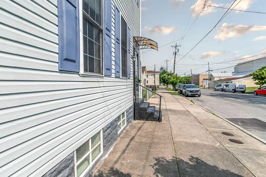 718 Central Avenue, Newport, KY 41071 - #2