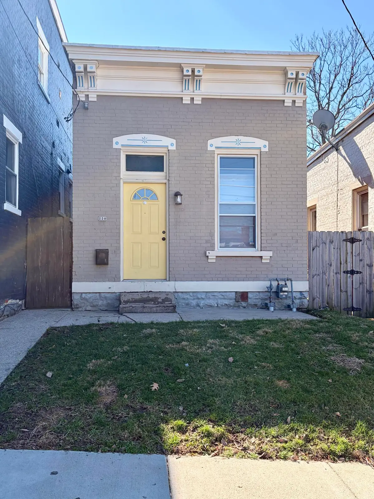 220 Adela Avenue, Ludlow, KY 41016 - #1