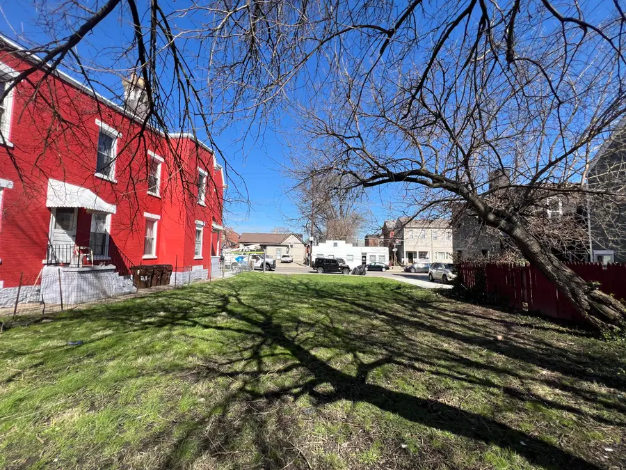 25 E 20th Street, Covington, KY 41014 - #2