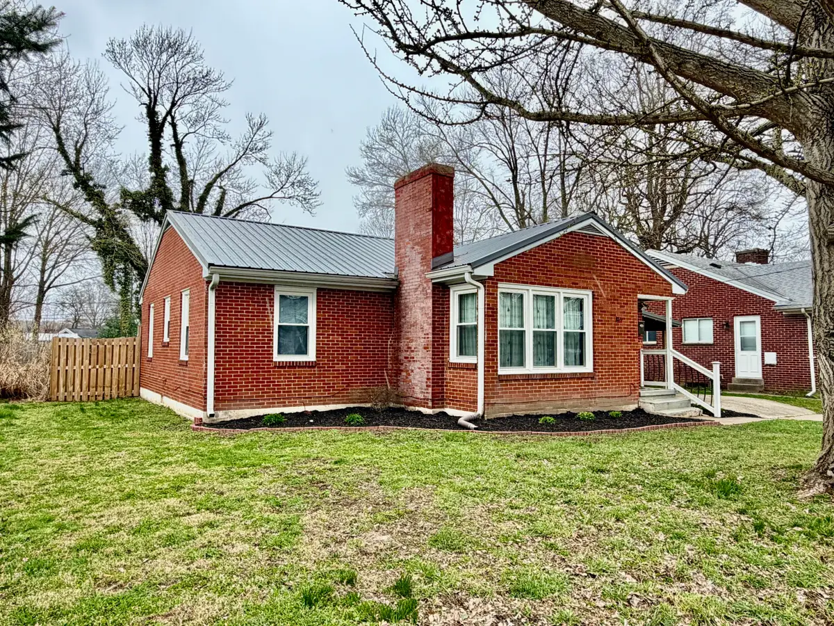 414 7th Street, Carrollton, KY 41008 - #1