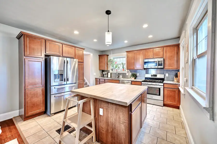 831 N Fort Thomas Avenue, Fort Thomas, KY 41075 - #3