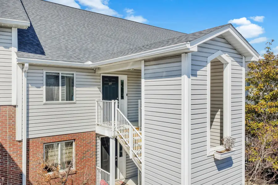 19 Carriage House Drive, Fort Thomas, KY 41075 - #3