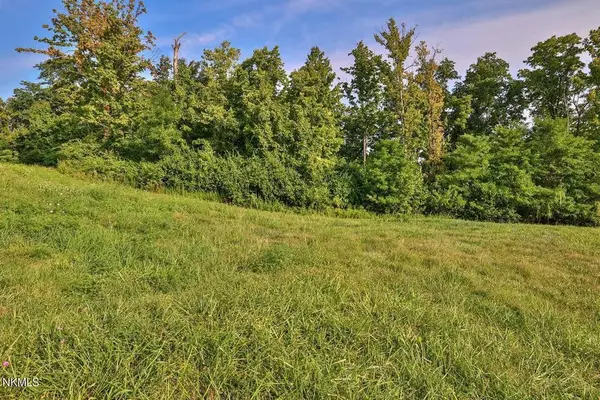 2421 Felice Drive, Crescent Springs, KY 41017