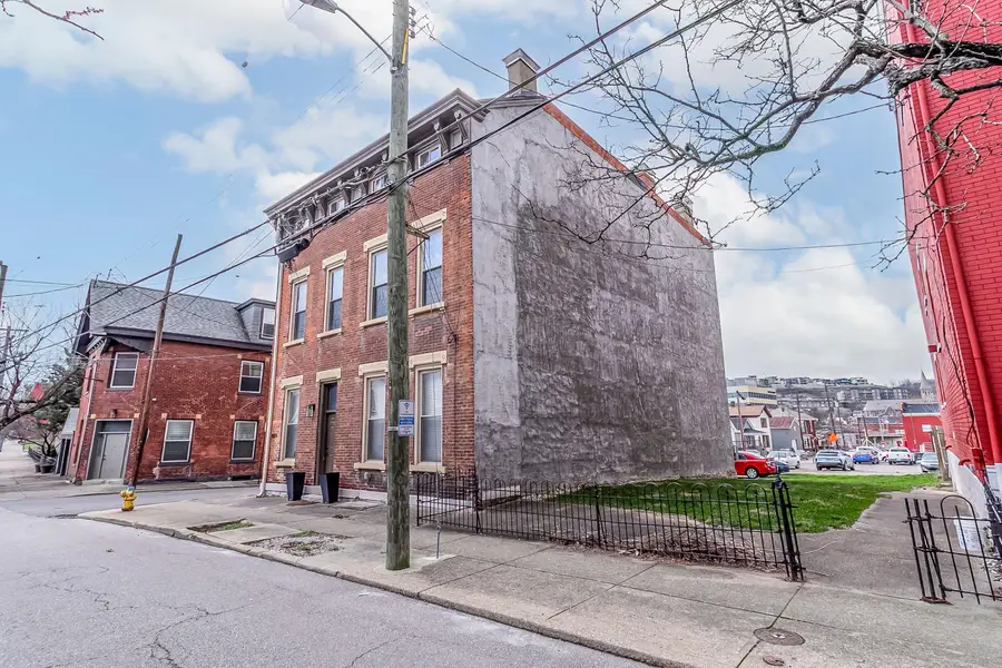 1039 Lee Street, Covington, KY 41011 - #3