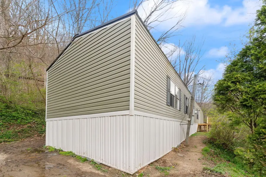 183 Pine Bridge Road, Grays Knob, KY 40829 - #2