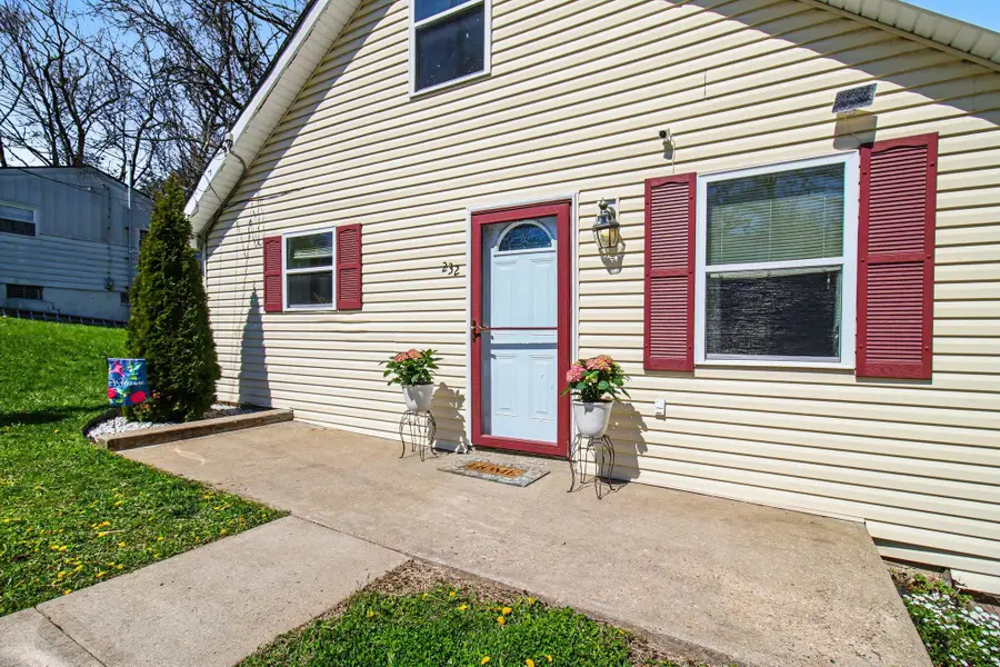 232 Shaw Avenue, Elsmere, KY 41018 - #2